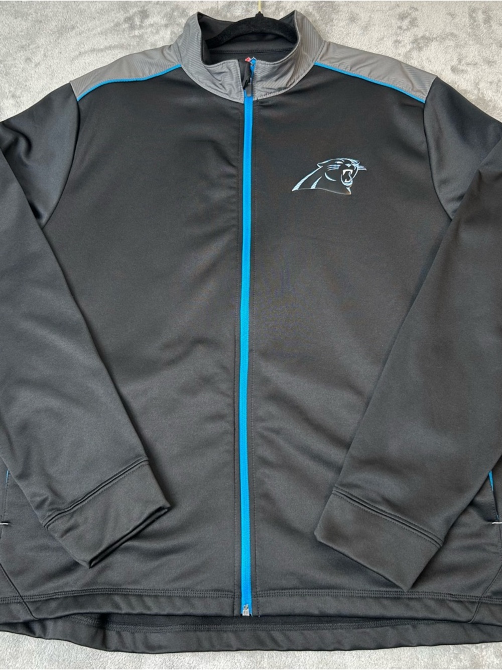 CAROLINA PANTHERS Sweater NFL Full Zip Track Jacket BLACK BLUE‎  & GRAY  Size XL